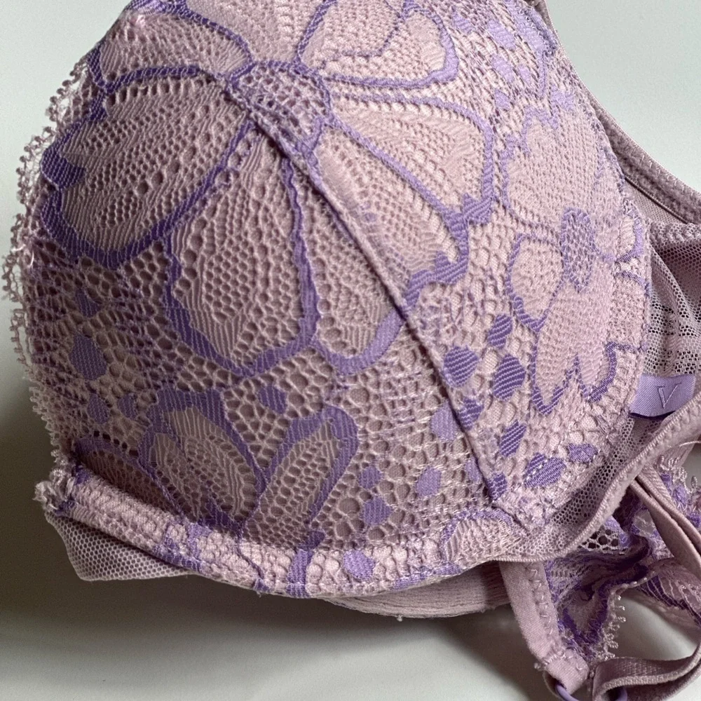 Victorias Secret chic lavender